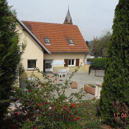 Au Pied Du Chateau Lichtenberg الغرفة الصورة