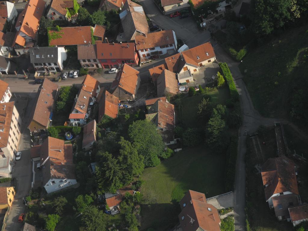 Au Pied Du Chateau Lichtenberg الغرفة الصورة
